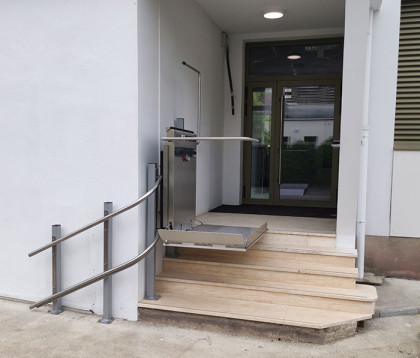 installation-plateforme-monte-escalier-menanteau