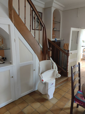 installateur-monte-escaliers-otolift-le-mans-equipements-pmr